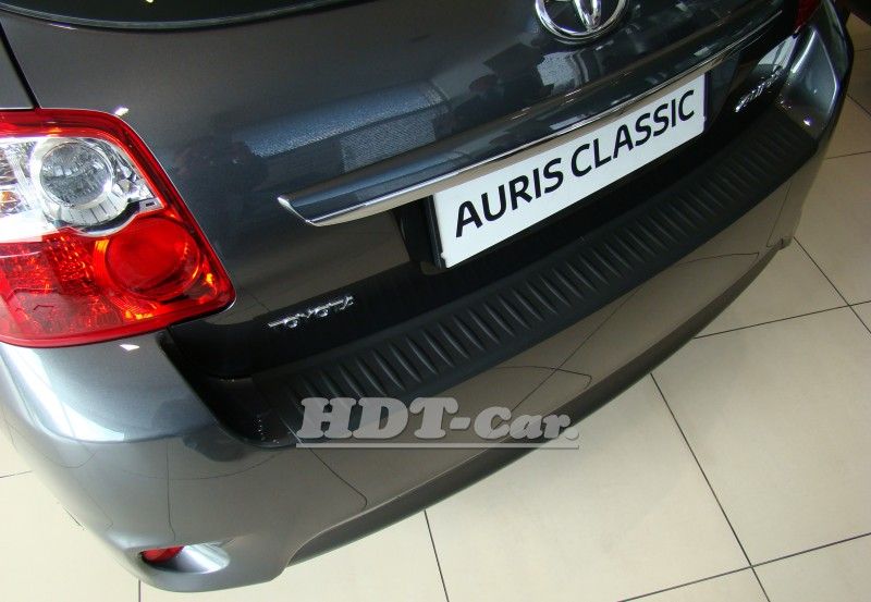 Ochranná lišta hrany kufru Toyota Auris II 2012r =>